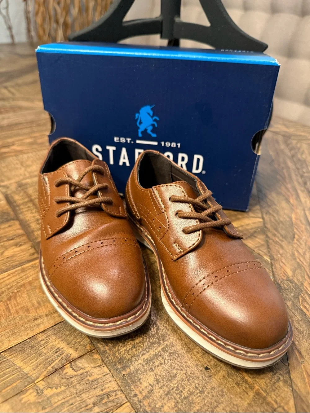 Stafford Lil Cooper Boys Brown Cap Toe Oxford Dress Shoes Size 9M With Box